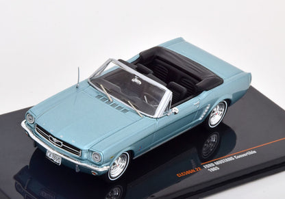 Ixo 1:43 Ford Mustang Convertible 1965 Light Blue Metallic (CLC506)