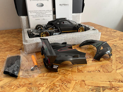 AUTOart 1:18 Pagani Zonda R Carbon Fiber (78261)