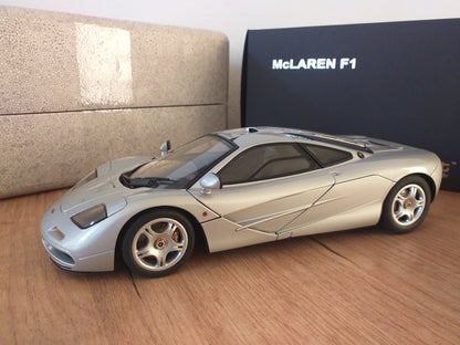AUTOart 1:18 McLaren F1 Short Tail Road Car Magnesium Silver (76001)