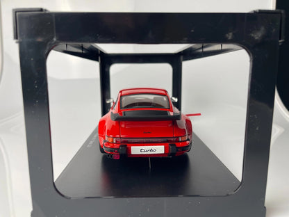 AUTOart 1:18 Porsche 911 (930) Turbo 3.3 (77982)