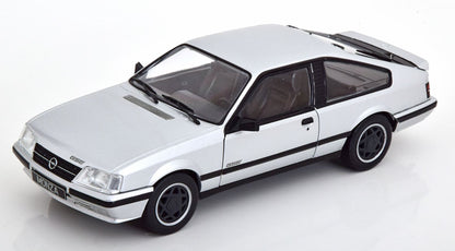 White Box 1:24 Opel Monza A2 GSE Silver (WB124156-O)