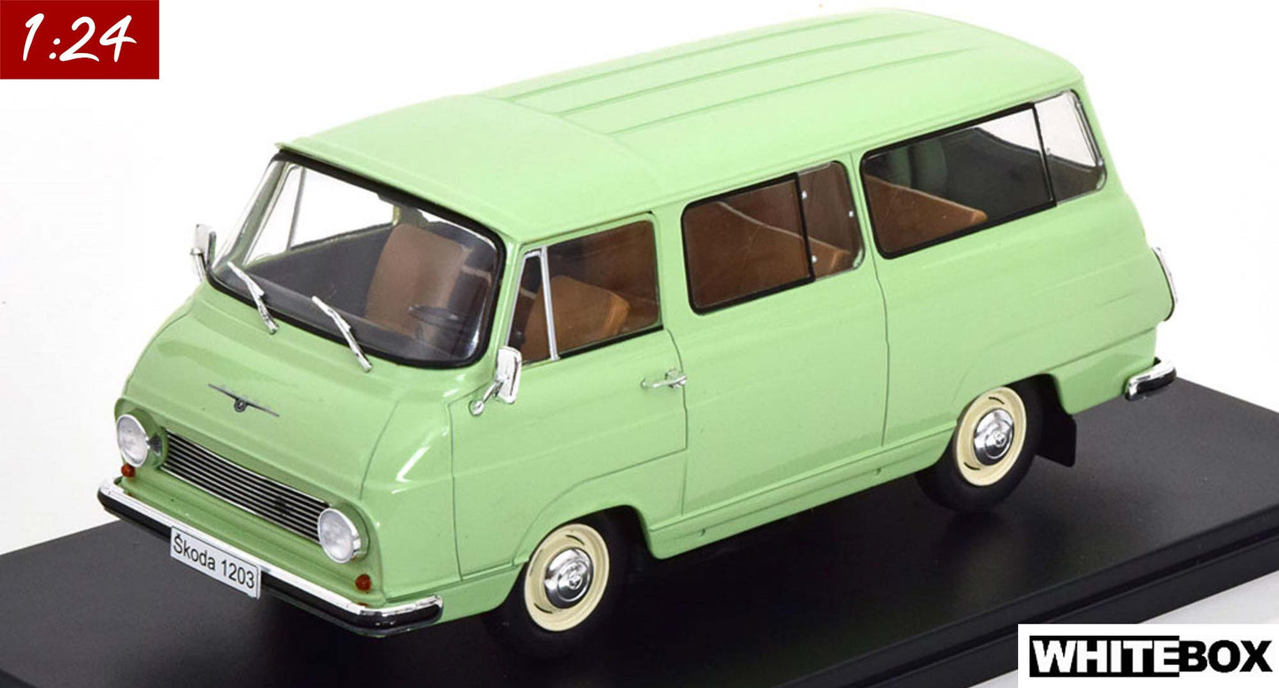 White Box 1:24 Skoda 1203 Bus Lightgreen (WB124176)