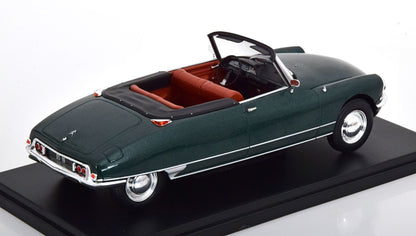 White Box 1:24 Citroen DS19 Convertible darkgreen-metallic (124180)