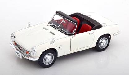 White Box 1:24 Honda S800 White (124184)